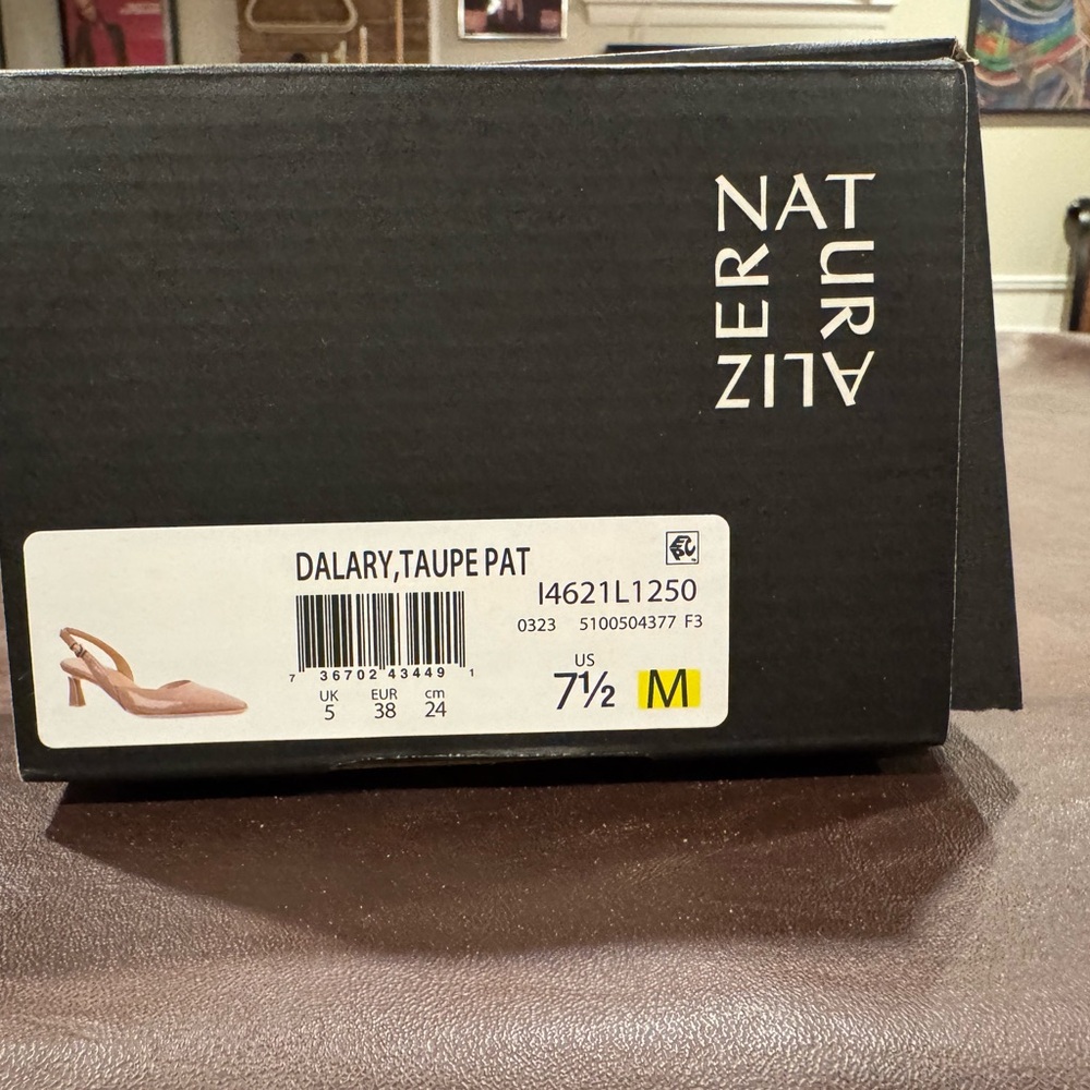 Naturalizer Tan Heels Comfortable Stylish Versatile